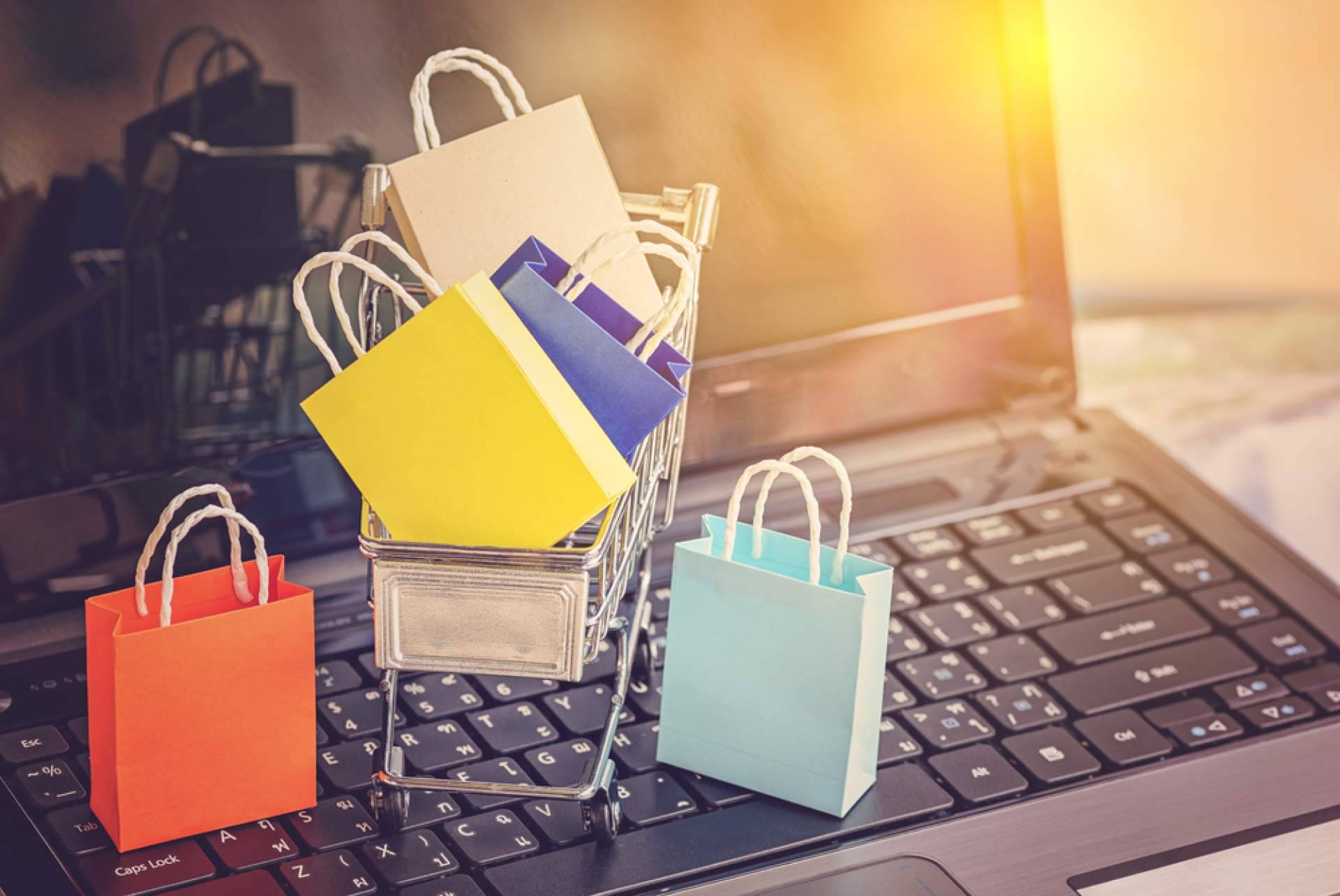 Croem analiza el aumento de los e-commerce en América Latina