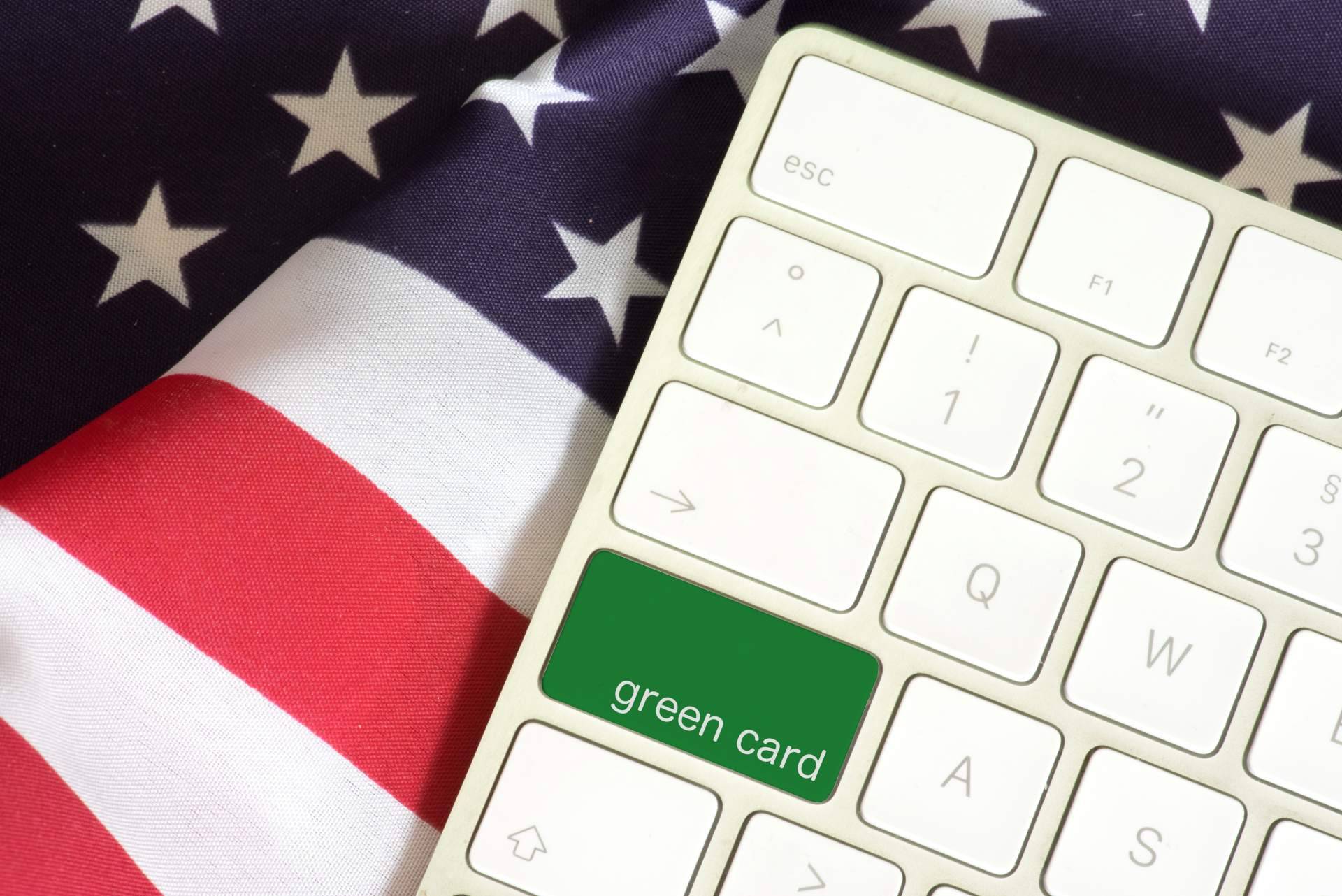 Requisitos para solicitar una Green Card, de la mano de Asesor del Inmigrante