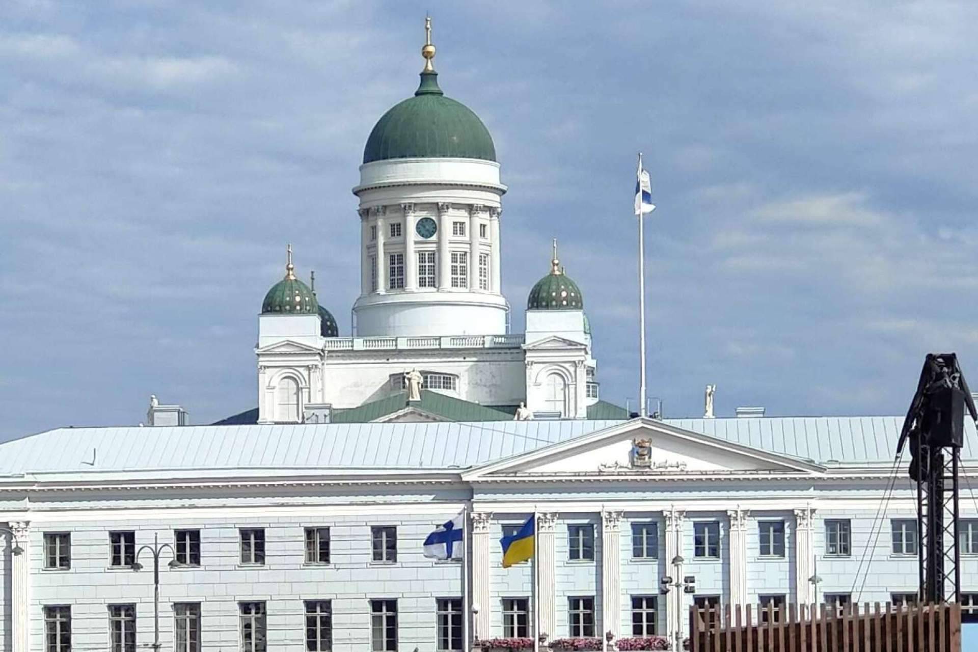 ¿Cómo descubrir todos los encantos de Helsinki? Con Viada Tours