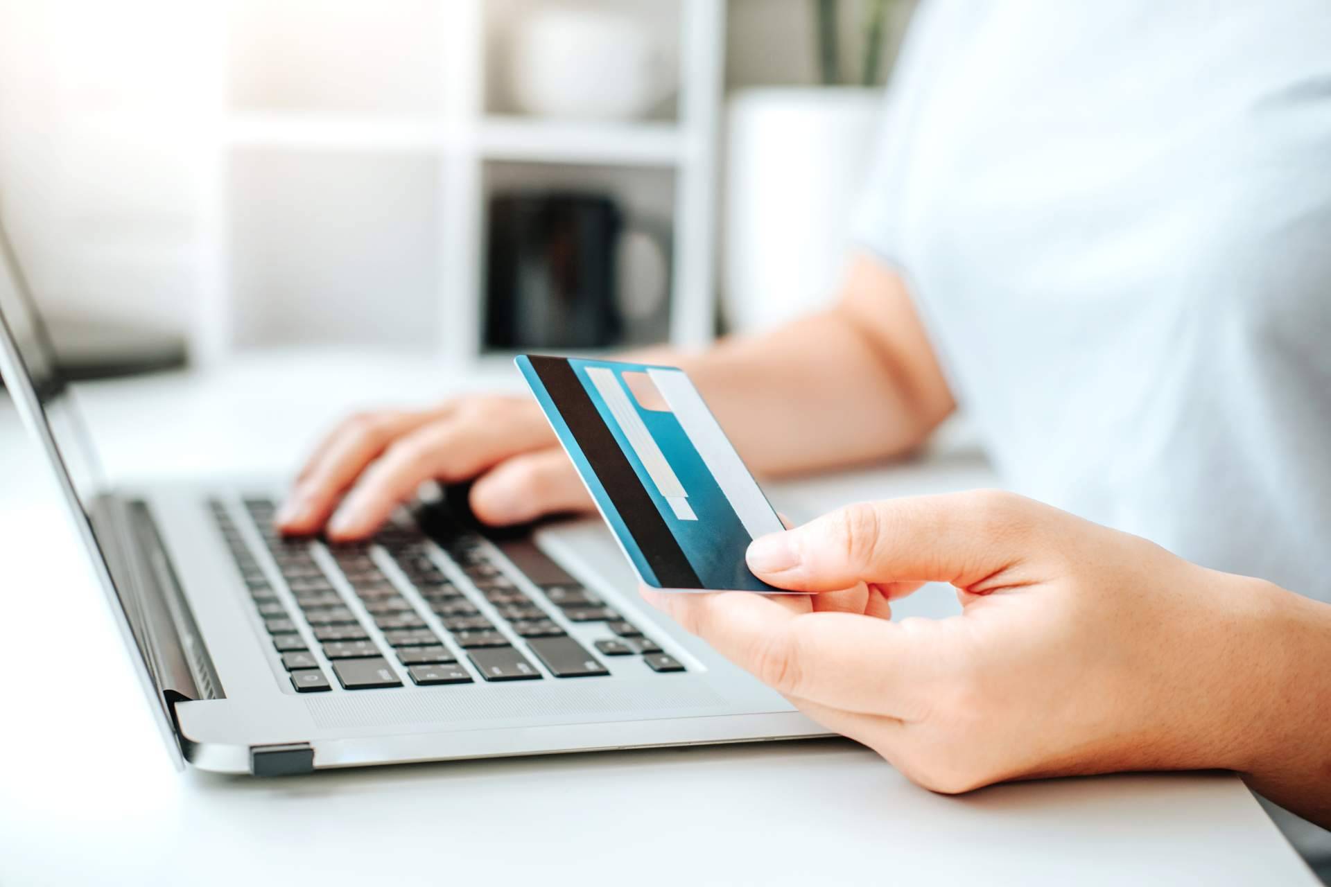 Croem explica qué es una pasarela de pago y por qué es importante para los negocios online