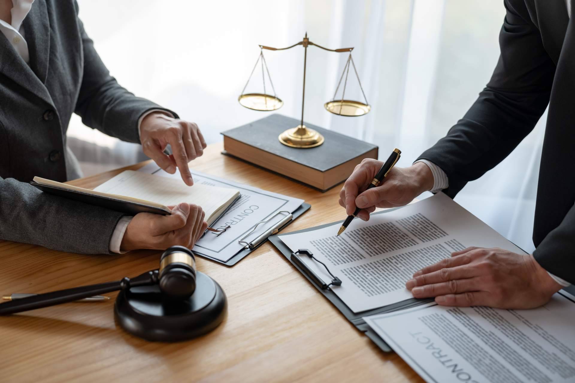 En la protección de activos financieros, cuál es el rol del abogado corporativo