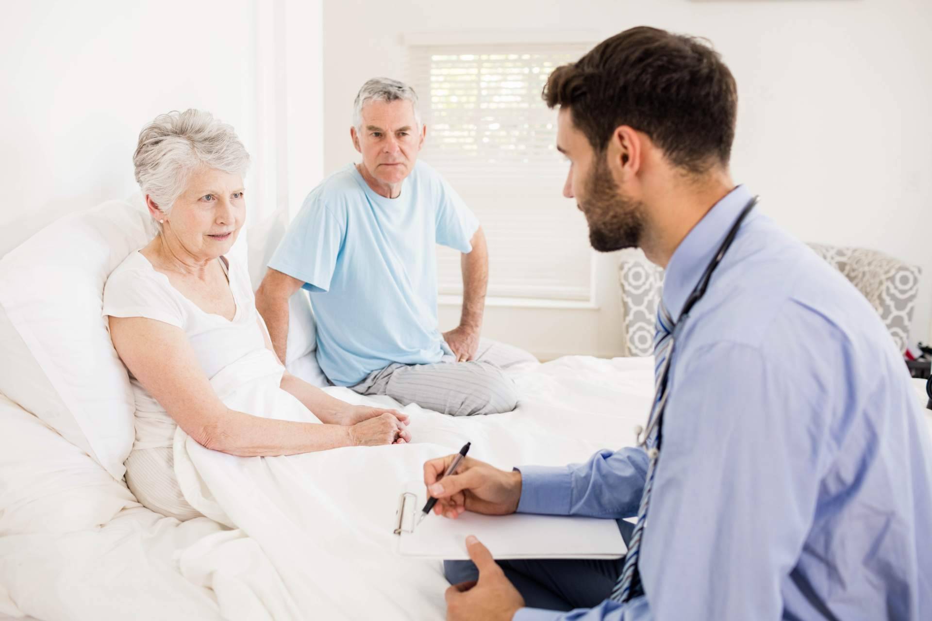Atención médica a domicilio, la revolución de la salud en casa con Clínica Express