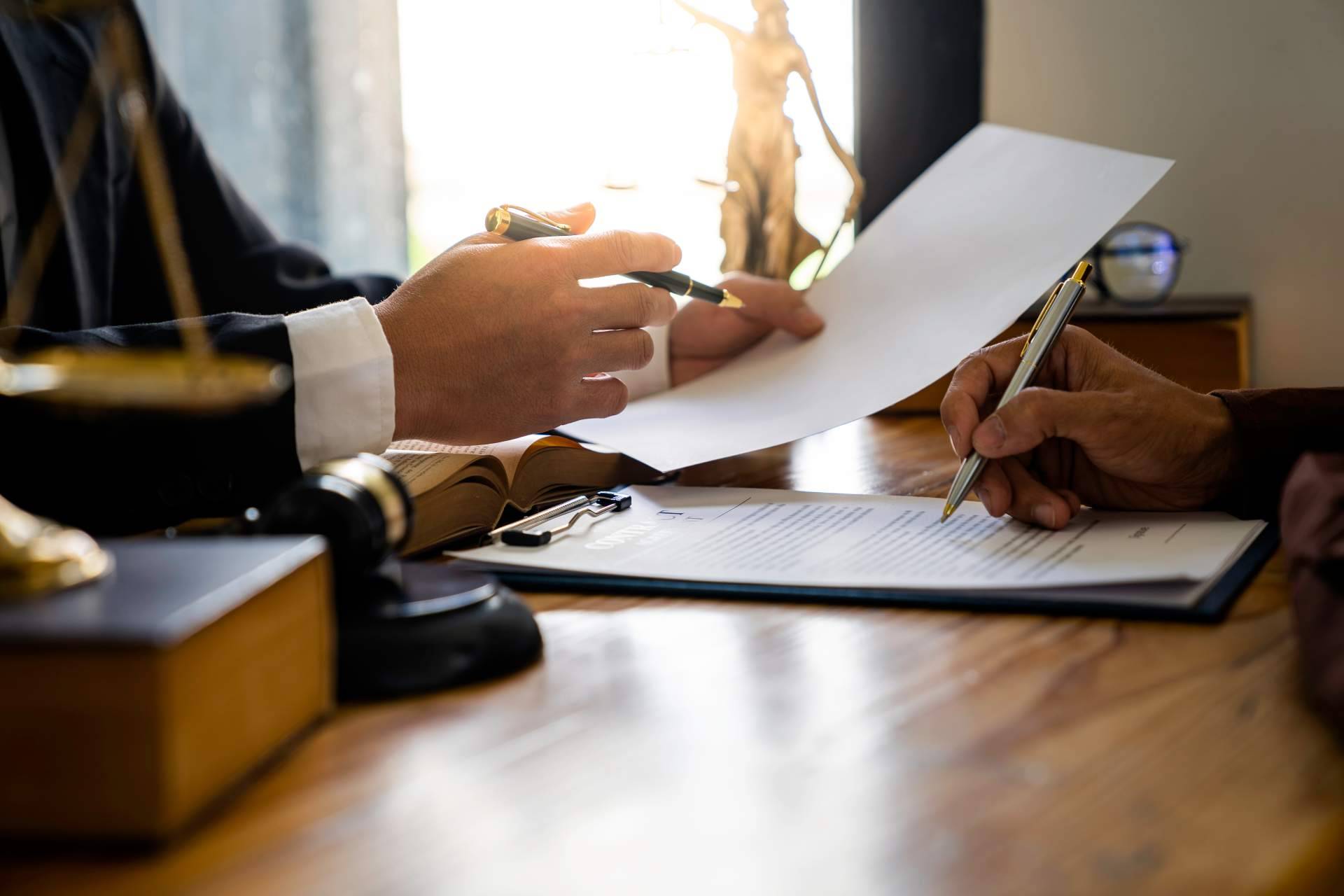 Gestionar aspectos legales de derecho corporativo, tributario y de valores con Panama Finance Law