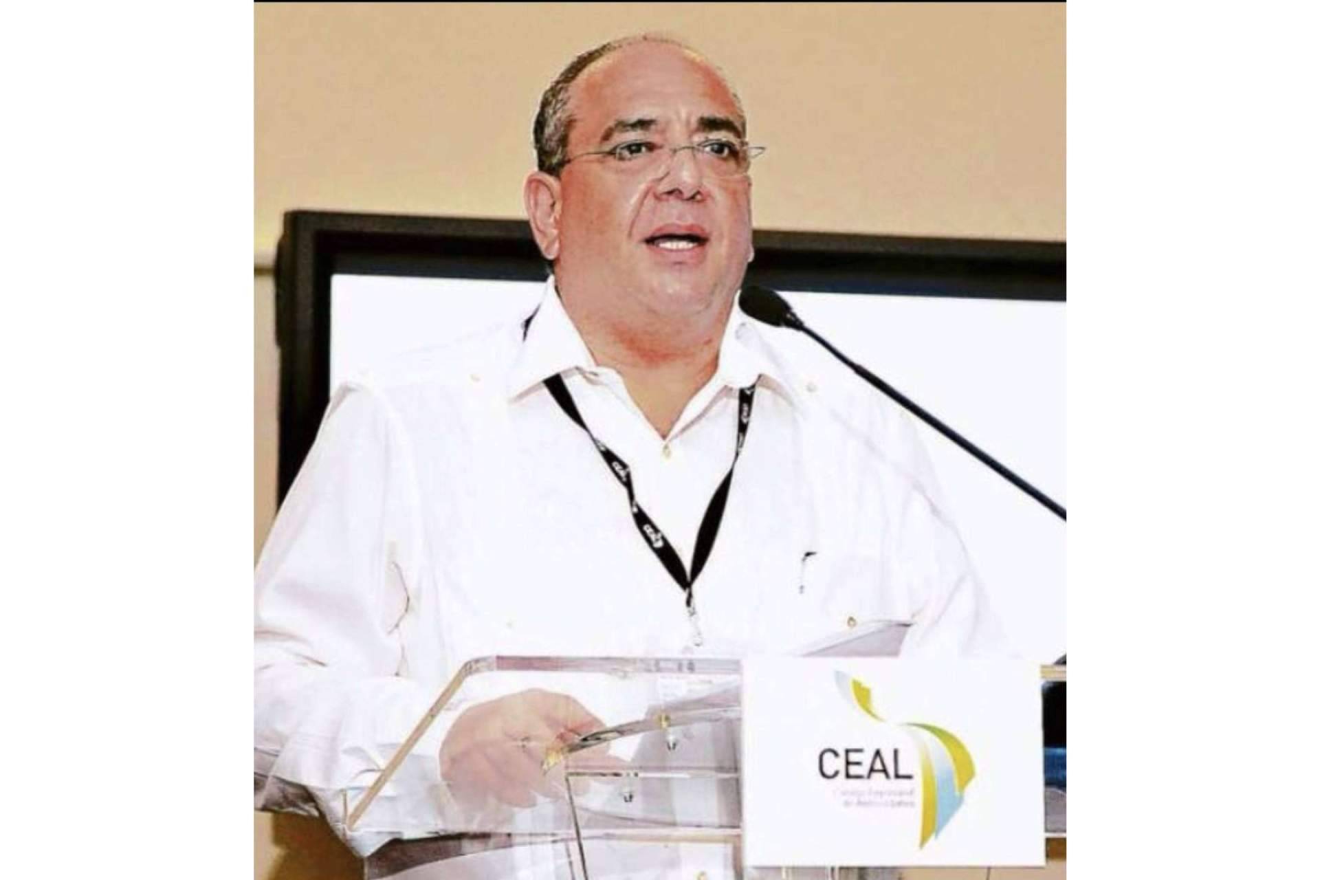 Camilo Atala Faraj, generando confianza para el éxito de Ficohsa